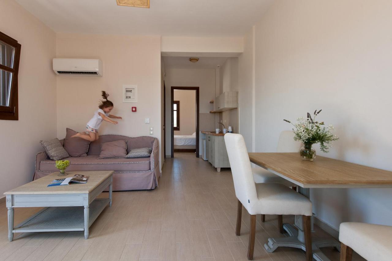 Kamares Villas Luaran gambar